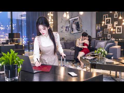 白月光剛回國，他就迫不及待結束5年婚姻！她不哭不鬧離開；他以為終於得償所願，後來卻瘋了一樣滿世界找她！💚#爱情 #霸总 #drama  #短劇 #新剧