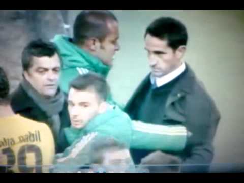 Atoma Tin Peftoun Ston Manolo Jimeneth Poioi Itan 