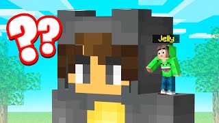 HIDING On SLOGO'S SHOULDER! (Minecraft Hide and Seek)