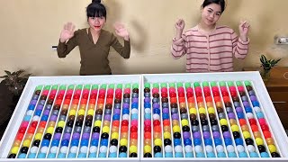 Download Lagu ⚡ Fast Hands vs Smart Moves | Who Wins the Color Race? MP3