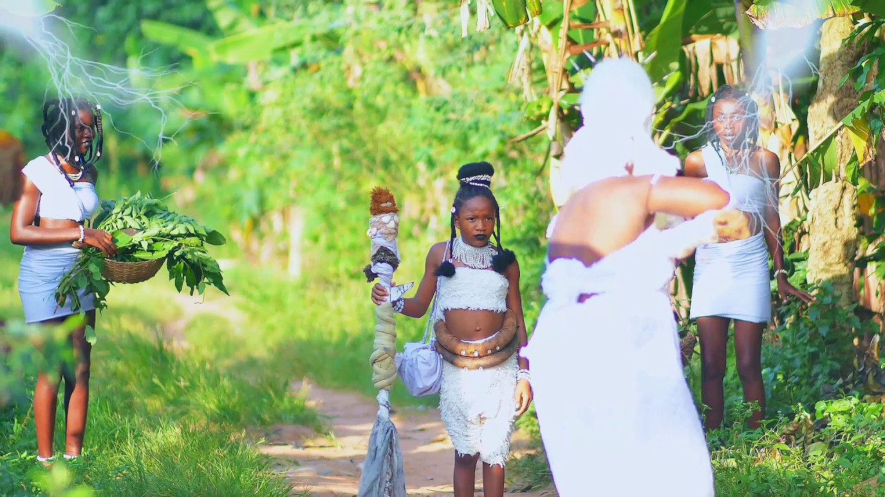 Cursed Daughter Of The Ancient Gods Seeks Her Throne - Nigerian Movies