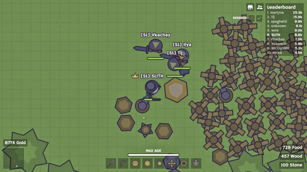 ВЫЖИВАНИЕ НА ОГРОМНОЙ БАЗЕ!