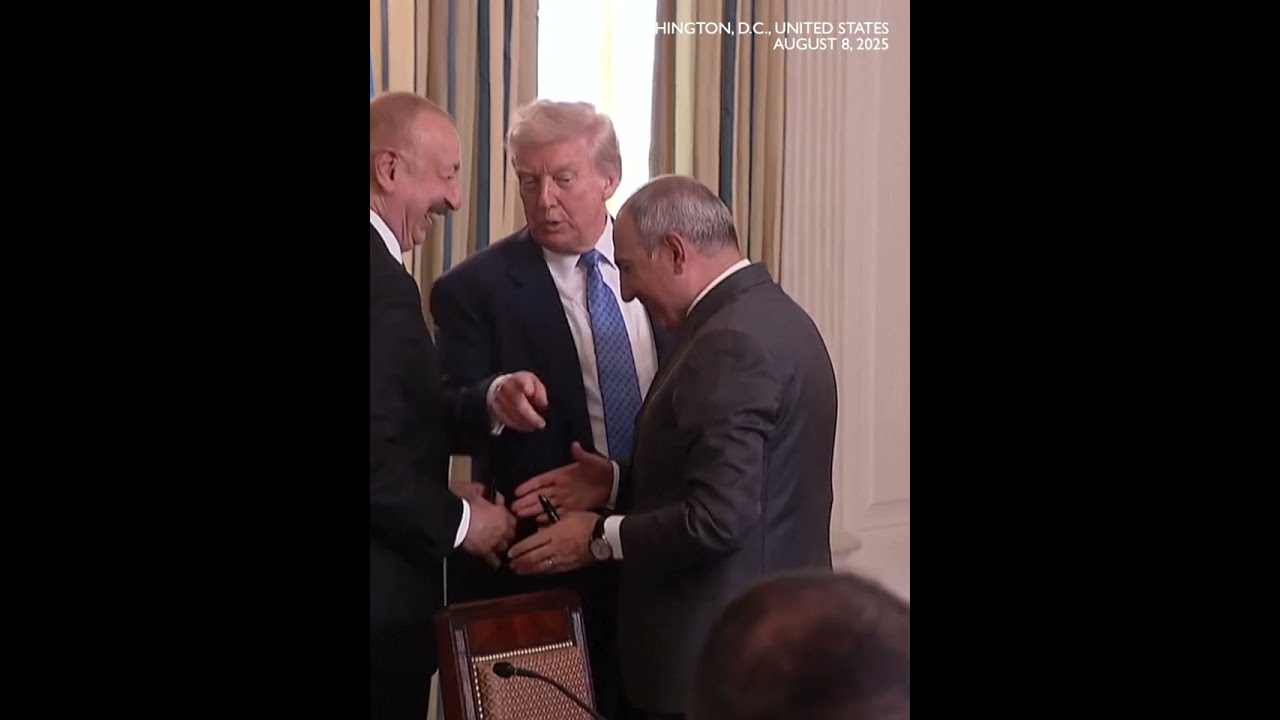 MOMENT Leaders Of Armenia And Azerbaijan Shake Hands As They Join Trump Sign Agreement