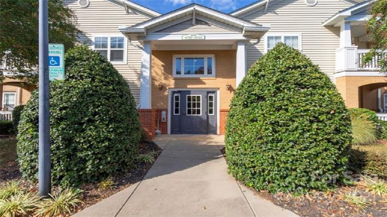 11713 Ridgeway Park Drive, Charlotte, NC Presented by Matt Stone Real