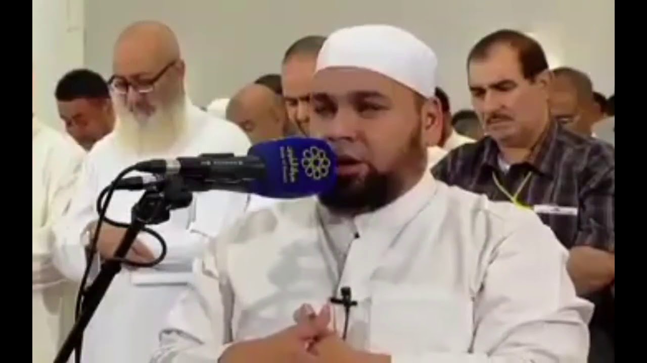 الشيخ عبدالله كامل  | وخشعت الأصوات للرحمن فلا تسمع إلا همسا (شاهد اهتزاز المسجد من البكااء)