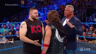 Kevin Owens atacó con una súper patada a Shane McMahon (SmackDown Live 15/Ago/17)