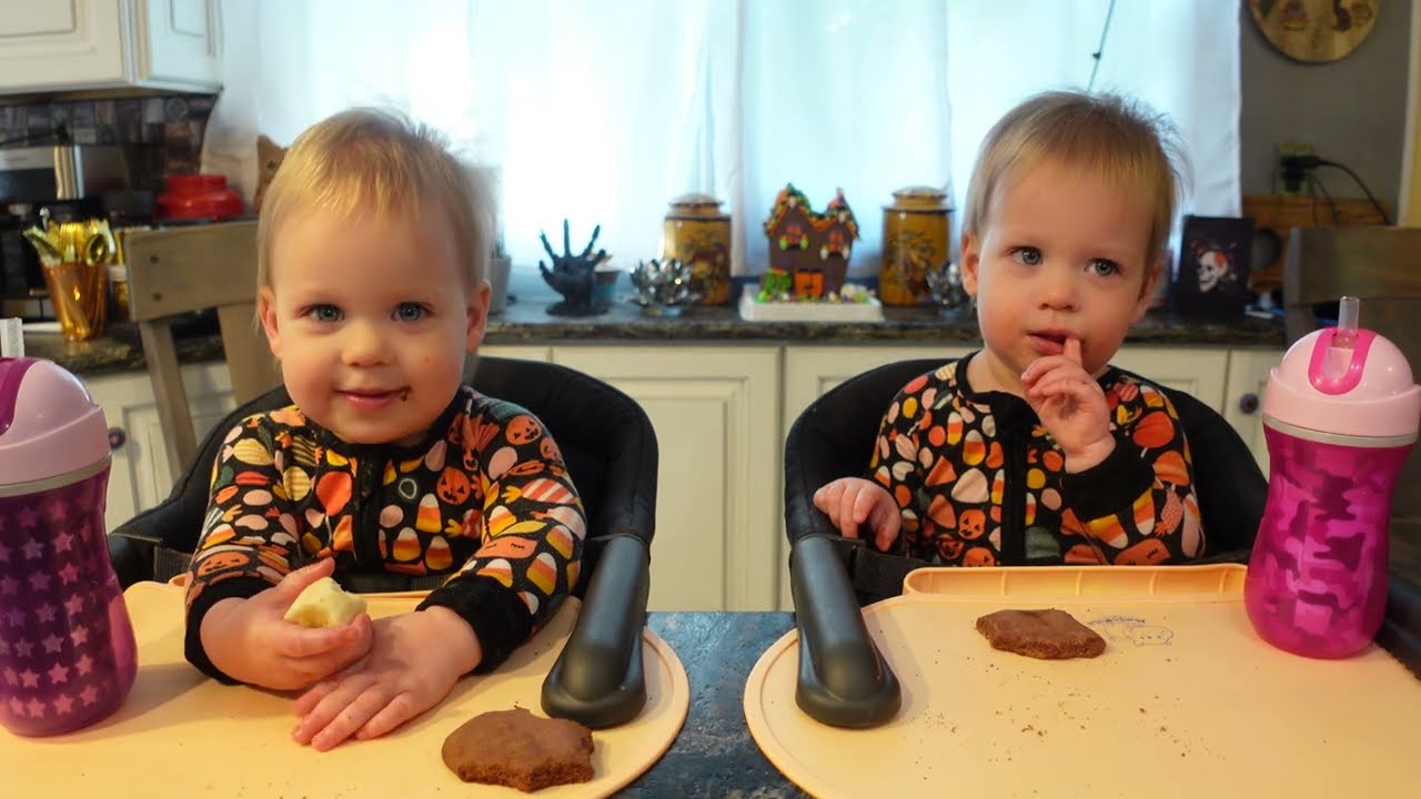 Twins try Nutella cookie
