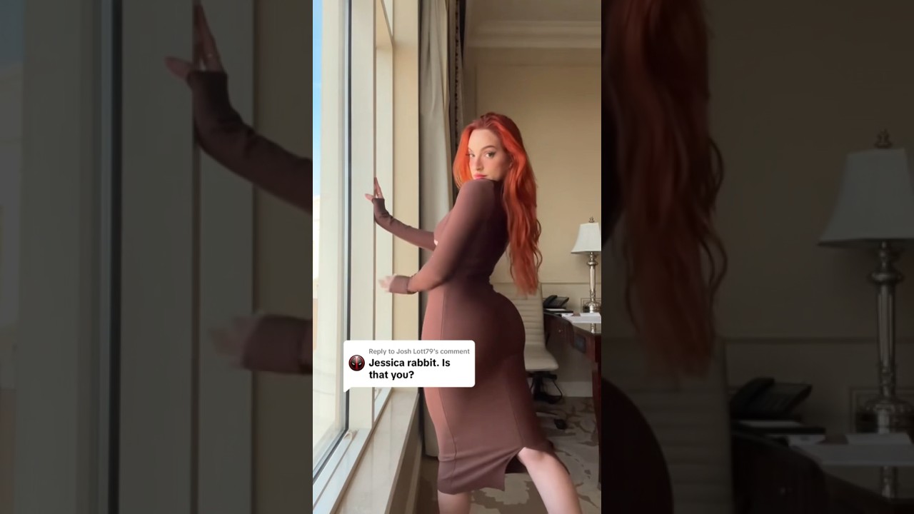 Jessica Rabbit, is that you??