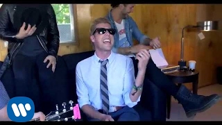 Vignette de la vidéo "New Politics - Girl Crush w/ Andrew McMahon in the Wilderness"