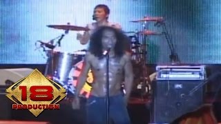 Slank - Bola Bola Bola (Live Konser 1000 Bands United)