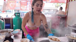 Hardworking Thai Lady Cooking Noodles Tom Yum Seafood - Thai Street Food 