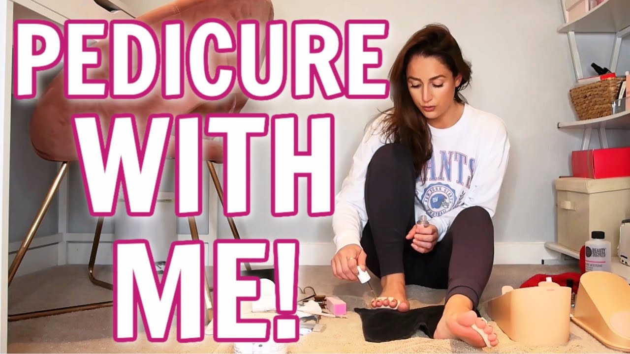 Chatty October Pedicure // Rollerblading, Halloween, Fall Cleaning..