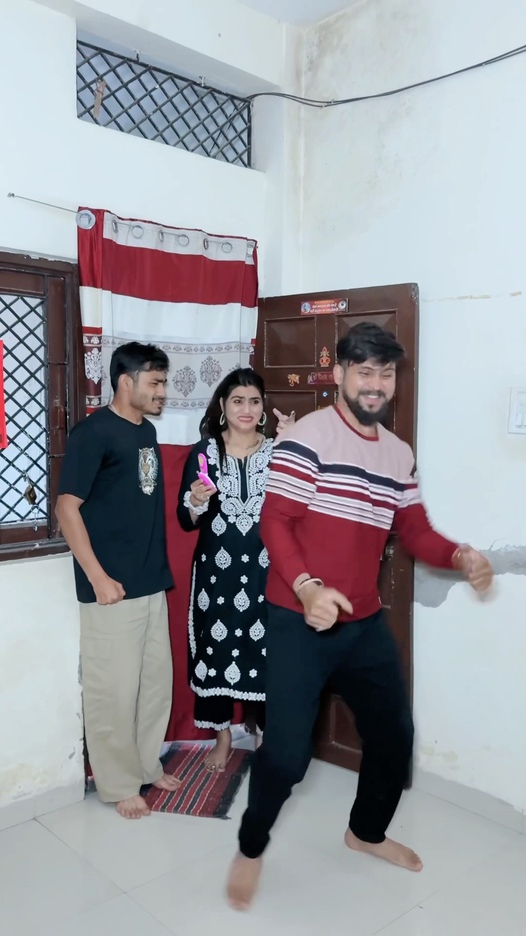 Biwi no.1???#biwino1 #comedy #funny #youtubeshorts #funnyvideo #golu008