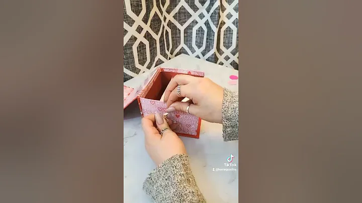 Easy DIY confetti explosion box 🎊 #valentinesday #diy #valentinesgiftideas