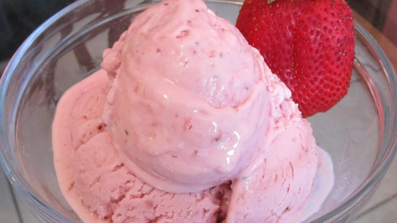 How to make Strawberry Frozen Yogurt