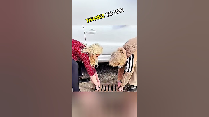 When this woman accidentally dropped her car key into a nearby drain and got her but #kindness