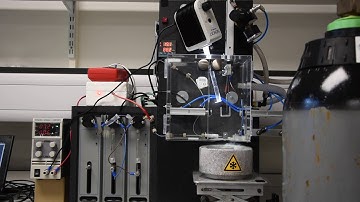 A cryo-EM device for time-resolved structural studies