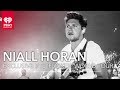 Capture de la vidéo Niall Horan Gives Exclusive Behind The Scenes Look Of His 'Flicker' World Tour!