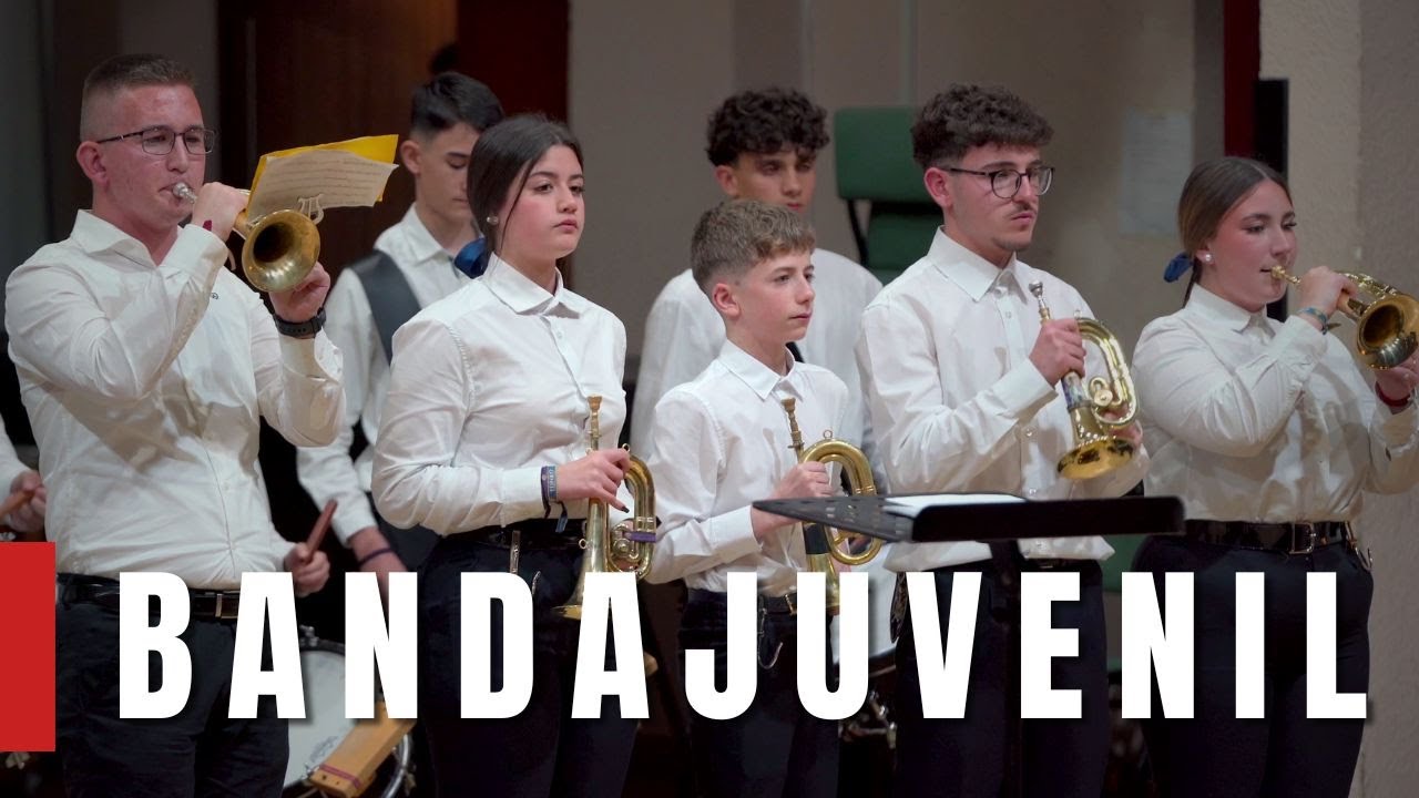 Presentación de la BANDA Juvenil "El Carmen" | XX Aniversario - YouTube