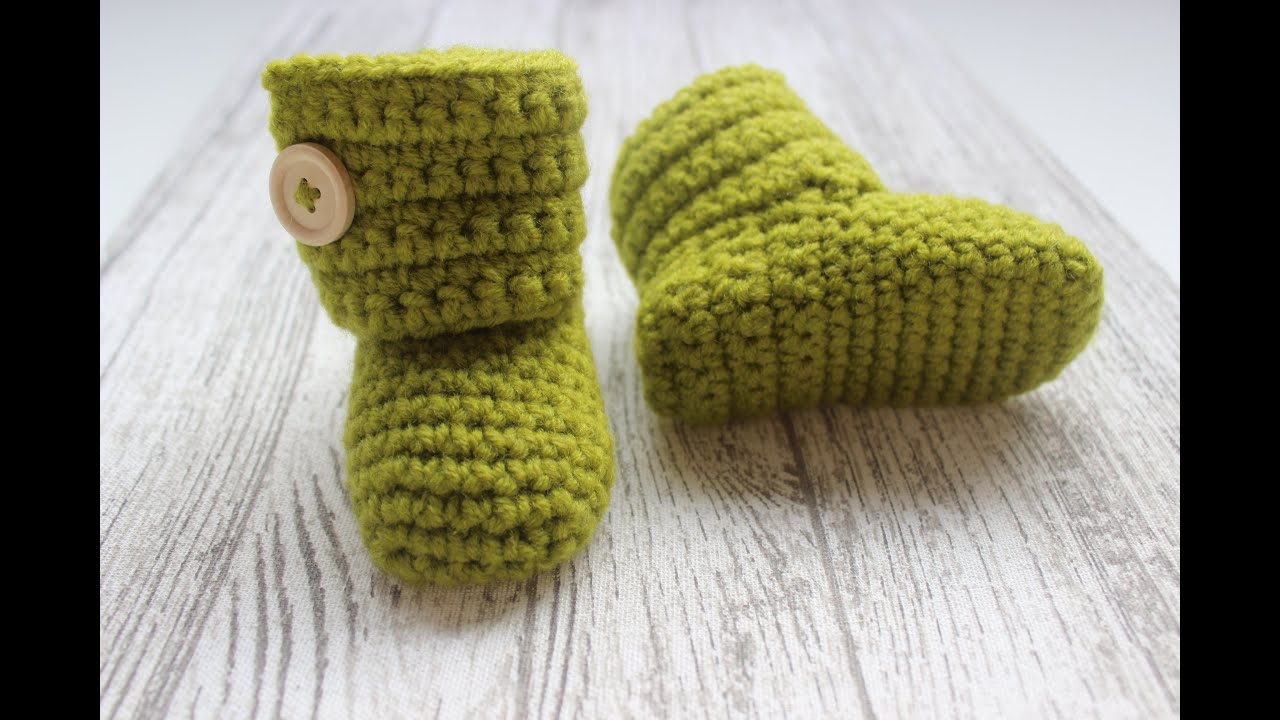 crochet baby booties with button - YouTube