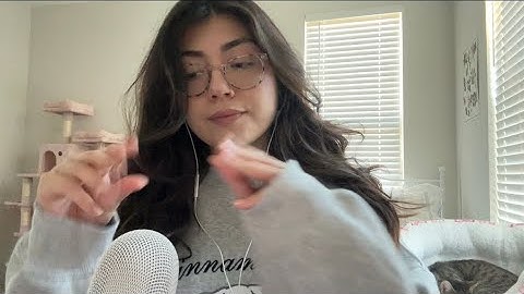 Asmr fast spanish trigger words with hand sounds & hand movements 