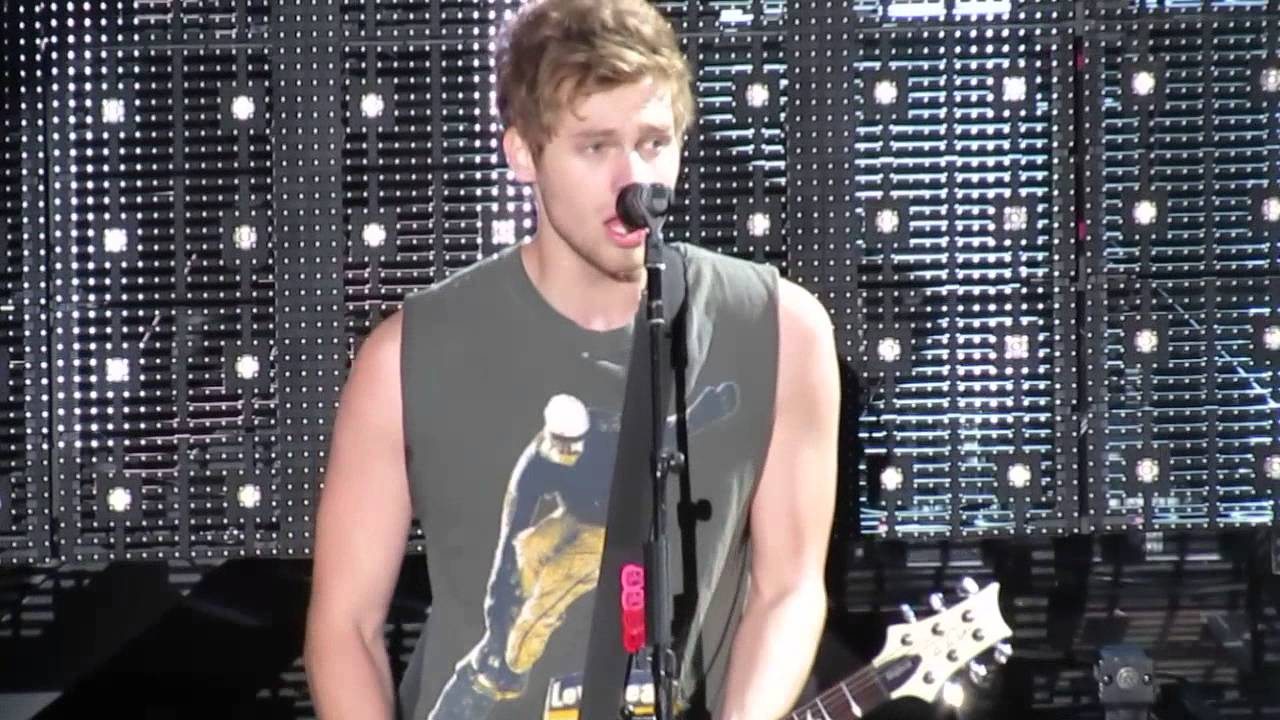 Heartbreak Girl- 5SOS Mountain View HD