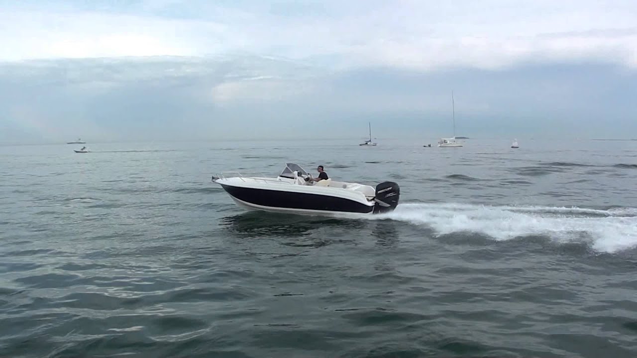 2015 - Black Atlantic 670 Open with the new concole Mercury Verado 225 hp.