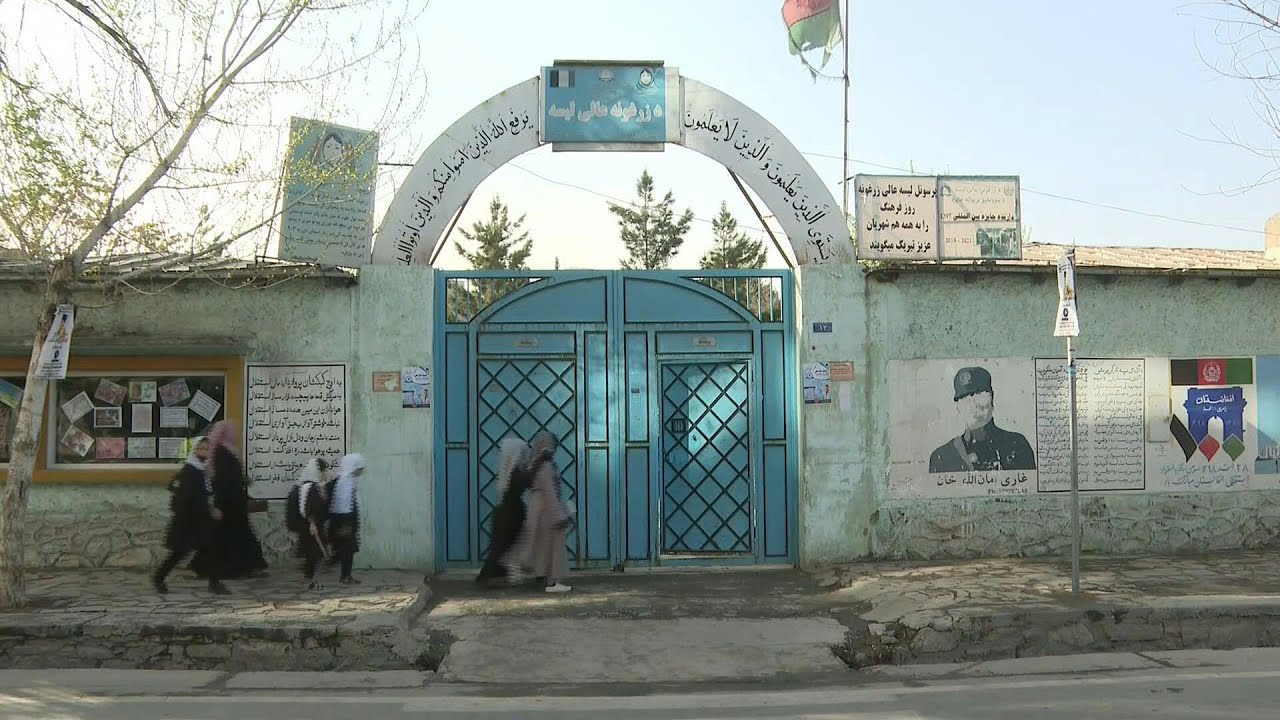 Afghan girls head back to school as Taliban end ban | AFP