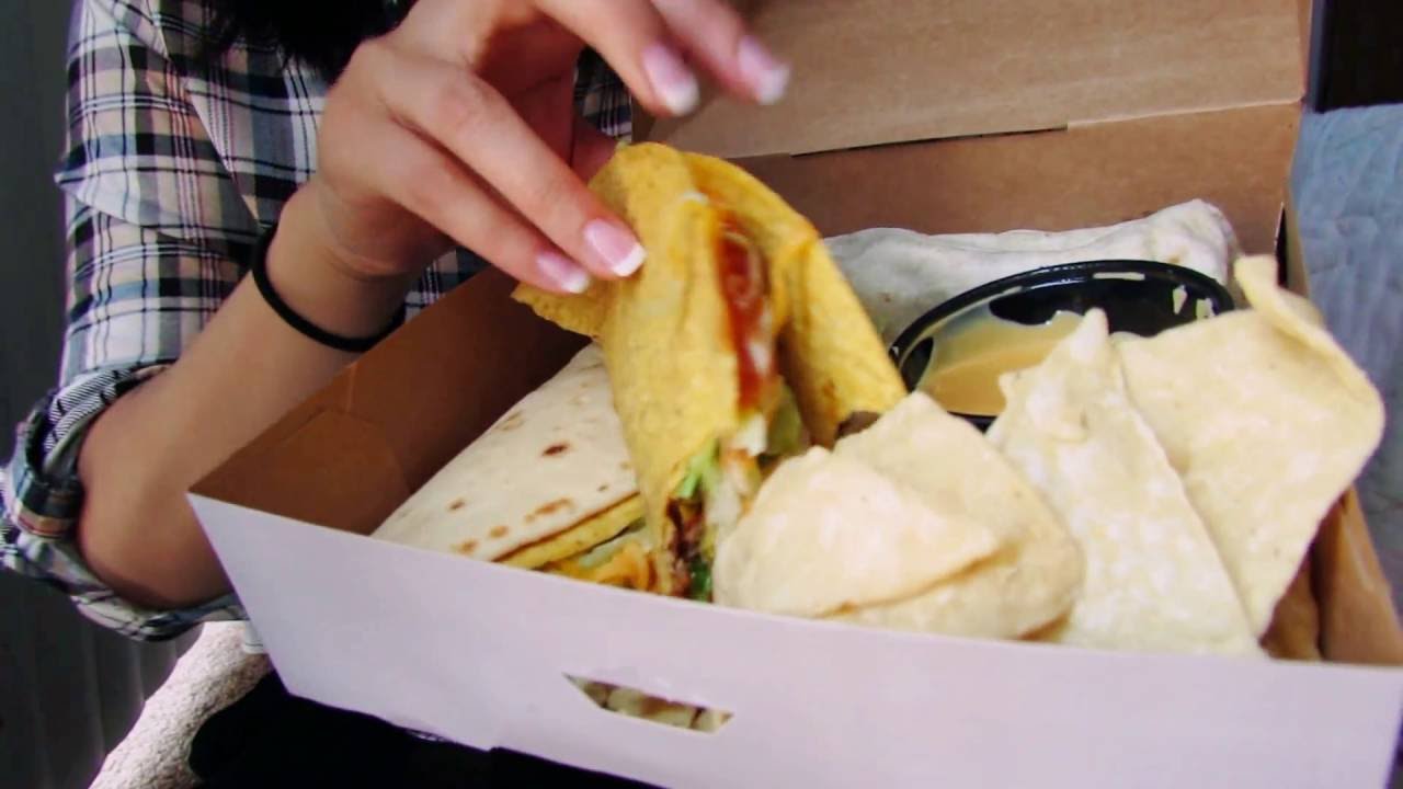 ASMR (Close Up Ear to Ear Chewing) - Taco Bell Burritos, Tacos, & Nachos | $5 Cravings Box