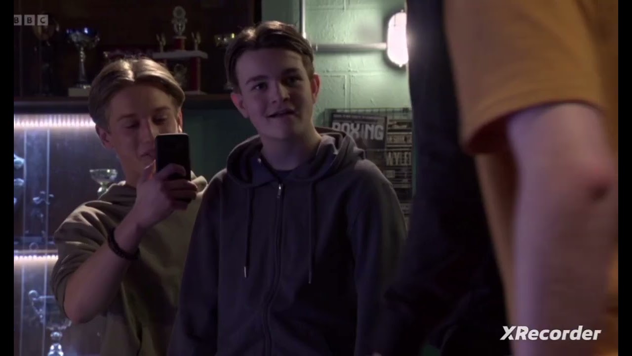 EastEnders: Tommy Moon And Joel Marshall vs Barney Mitchell And Zack Hudson (17th April 2025)
