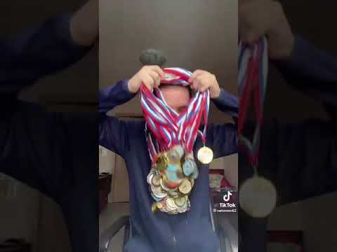 очень много медалей 😱😱😱