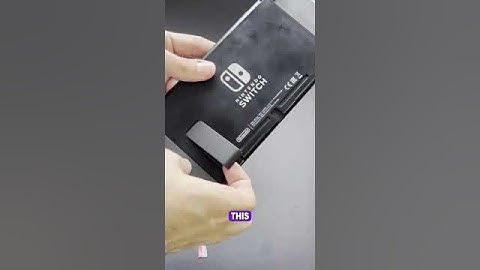 How to put the MicroSD card in the Nintendo Switch