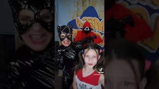 Batatinha Frita Com A Filha Da Arlequina E Mulher Gato Corre....