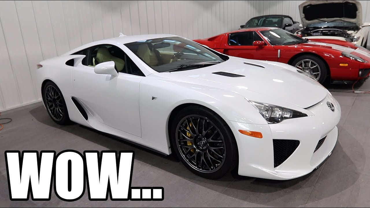 レクサス LFA Lexus LFA Tokyo Edition - Engine Start Up, Revs
