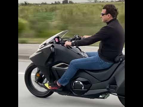 honda mn4 vultus