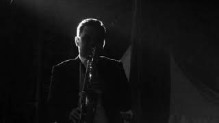 Video thumbnail of "Cover Alto Saxophone You Deserve The Glory"