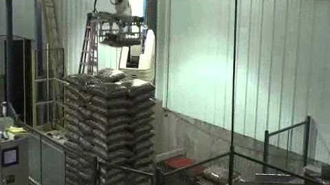 Mulch Product Tall Load Robot Palletizing