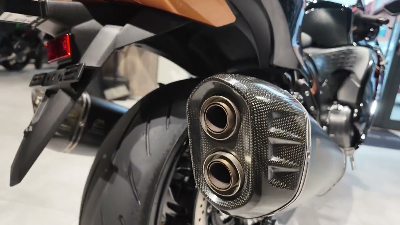Moto-Sprint Suzuki GSX1300R Hayabusa 2021r. 13.649 km - YouTube