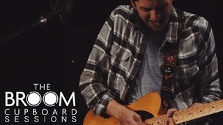 The Greasy Slicks - Don't Shake My Hand (The Hoax) // The Broom Cupboard Sessions