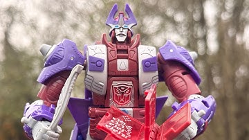 Transformers: Alpha Trion (from Age of the Primes) 