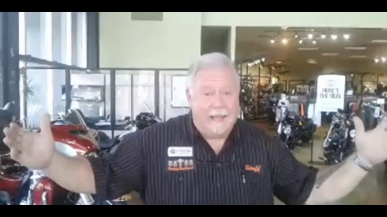 TOURING THE GATOR HARLEY DAVIDSON CENTER IN LEESBURG FLORIDA