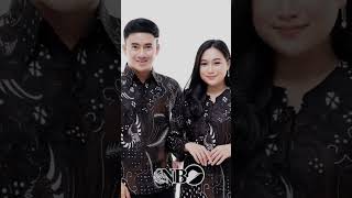 Download Mp3 couple batik Pekalongan model kancing batik kantoran Gudang lagu Download Mp3 couple batik Pekalongan model kancing batik kantoran