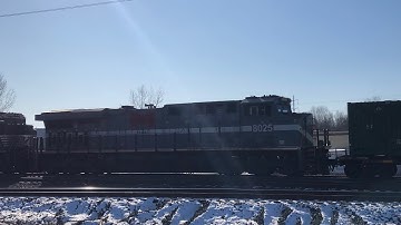 NS 8025 (NS Monongahela hu) on NS 20E in Macedonia, OH on 12/21/19!
