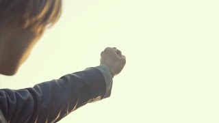 NEVER GIVE UP／VOYZ BOY - YouTube