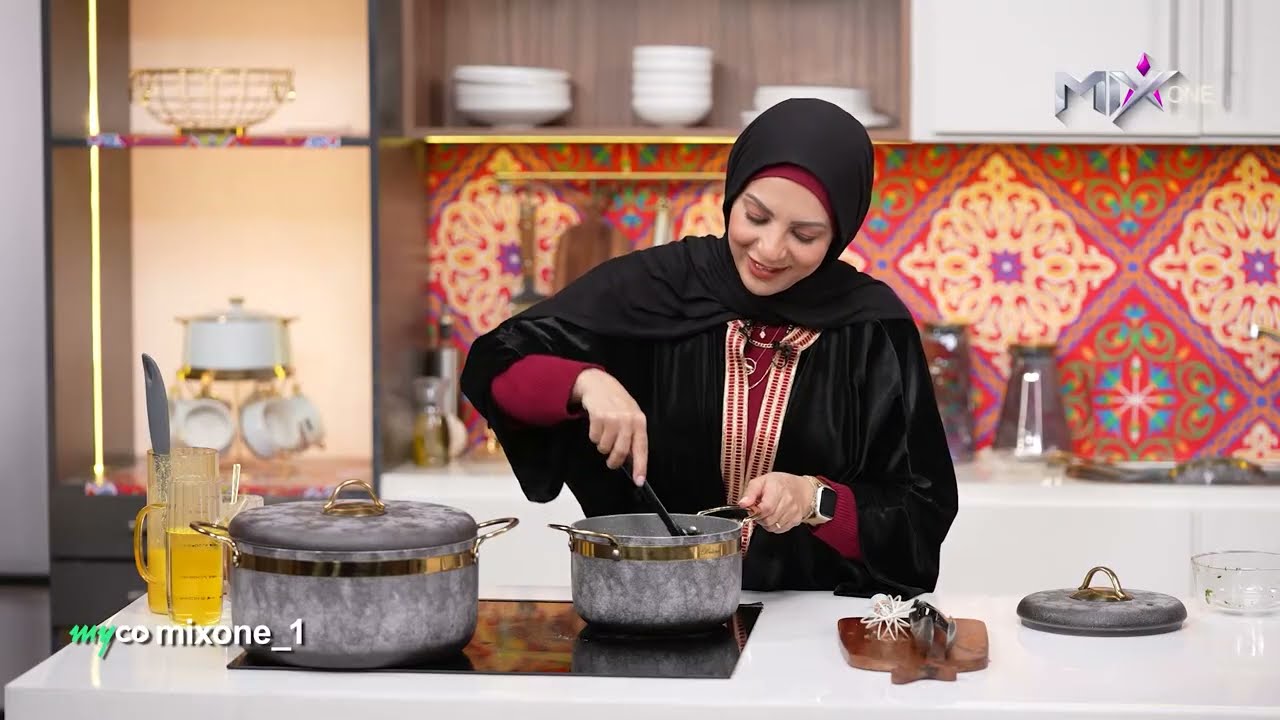 طريقة عمل ملوخية بالأرانب مع شيف سارة عبد السلام