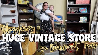 THIS PLACE IS PACKED! | Shopping BAW Resale & Vintage Rehab in Beaumont, Texas