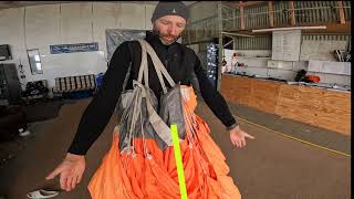 Pro-Packing sport parachutes step by step  no sound