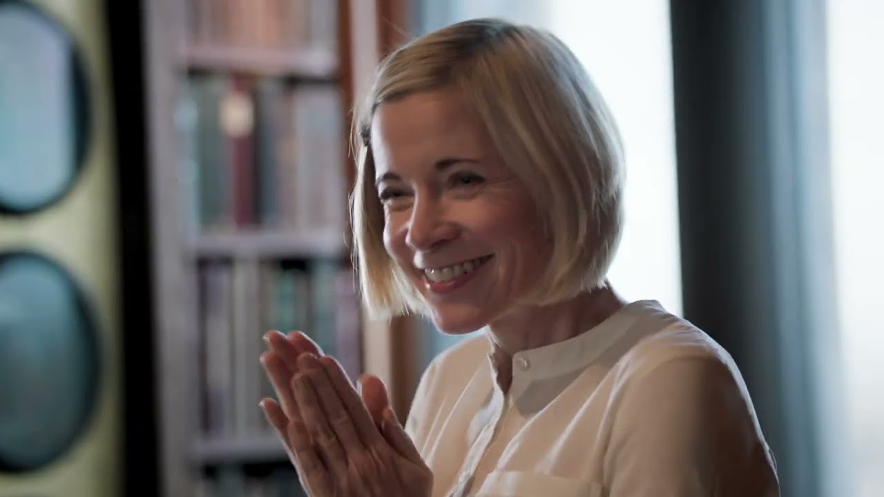 lucy-worsley-investigates-madness-of-king-george-preview-youtube