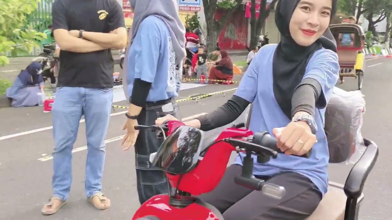 Hai Ioners! Temenin Kita di Car Free Day Slamet Riyadi Surakarta