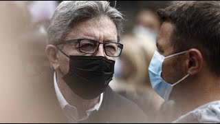 Marche des libertés : Jean-Luc Mélenchon enfariné dans le cortège